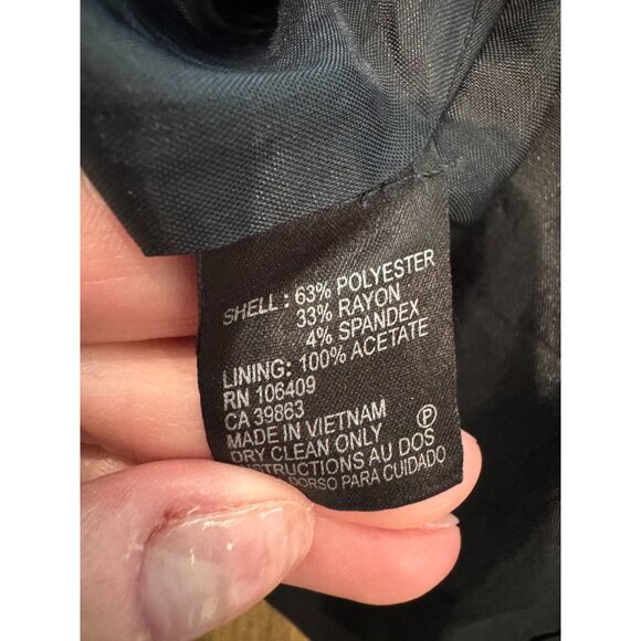 Tahari Arthur S. Levine black cap-sleeve sheath dress, size 6. - Picture 6 of 16